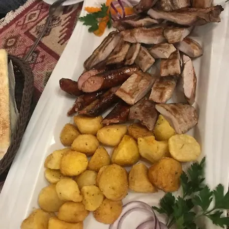Etno Selo Zlatno Bure Hotel Skopje