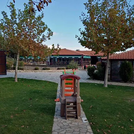 Etno Selo Zlatno Bure Skopje